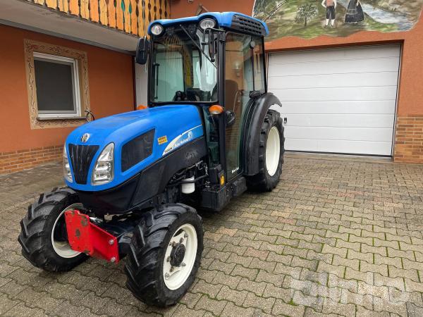 Traktor 2010 New Holland T 4040 N