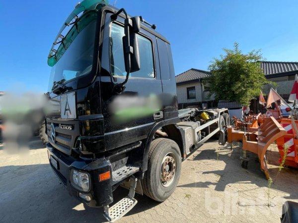 Abrollkipper Mercedes Benz 3341 6x4