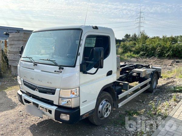 LKW FUSO Canter