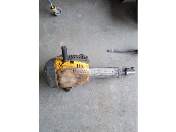 Benzinhammer 2014 WACKER NEUSON BH 65