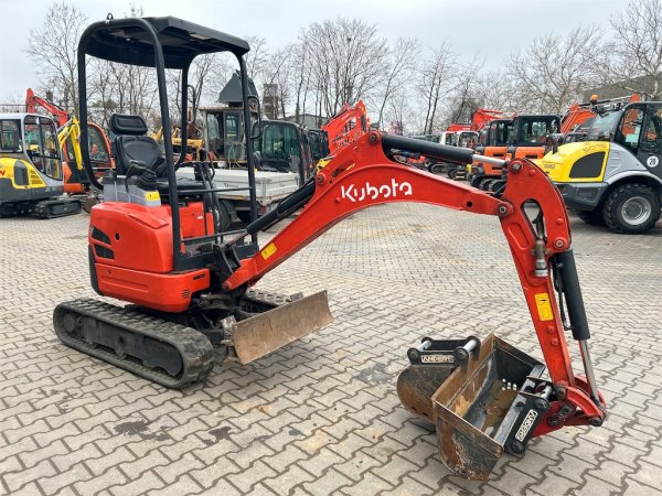 Mini-Bagger Kubota U17 3@