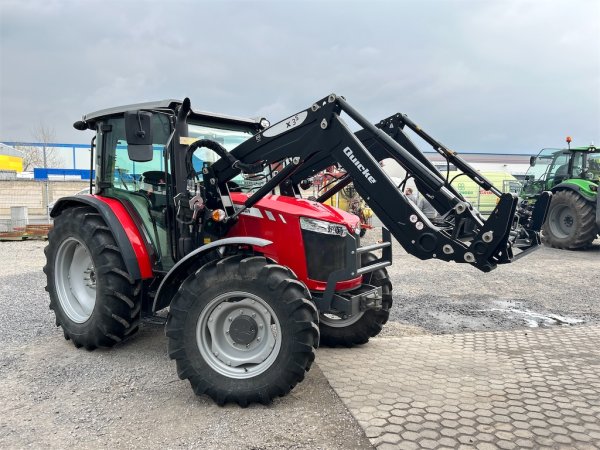 Traktor mit Frontlader 2017 Massey-Ferguson 4707