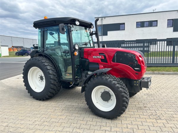 Traktor Valtra F105S 2D3 (Tageszulassung)