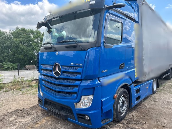 Sattelzugmaschine Mercedes Actros 1848