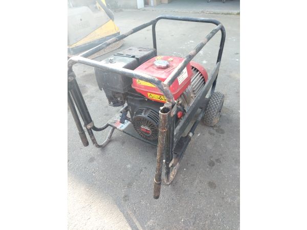 Stromaggregat 6KVA 2006 Honda ECT 6500 PGV