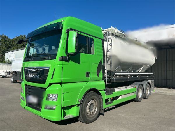 LKW MAN TGX