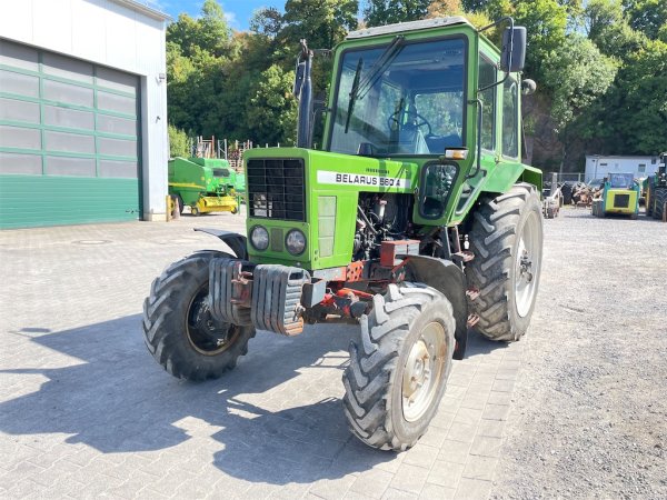 Traktor Belarus 560 A