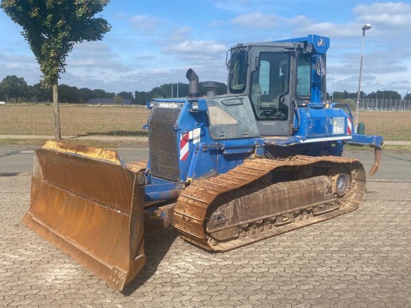 Planierraupe Komatsu D61EX-15 (2006)