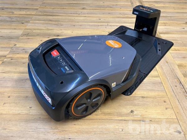 Mähroboter STIHL iMOW® 7 EVO inkl. Original STIHL Dockingstation (neu, originalverpackt)